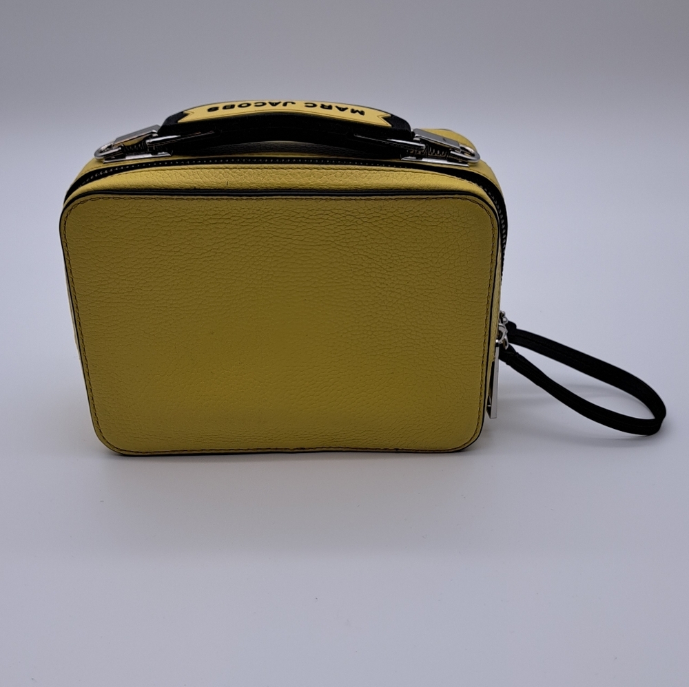 Marc Jacobs Mini Textured Box Bag (No Crossbody Strap) - Picture 3 of 14